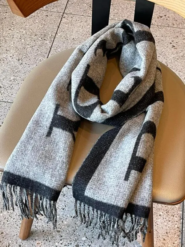 Bufandas de diseñador Unisex Fashion Cachemira de invierno Bufandas para mujeres y hombres Bufá de cheques de cheque de lujo Big